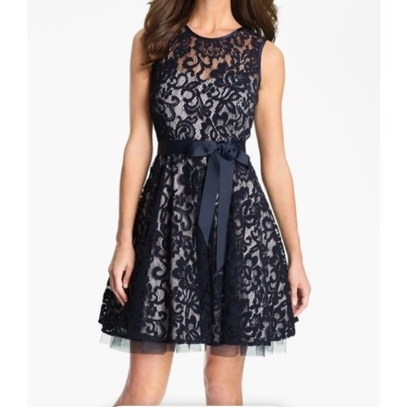 Betsy & Adam Cocktail Dress Sleeveless Formal Lace Navy Blue Dress Size 4 - Picture 1 of 9
